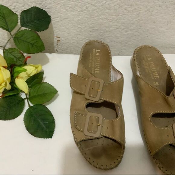 La Plume Tan  Leather Slide Wedge 2 Buckle Sandals Size 38 - Picture 2 of 11